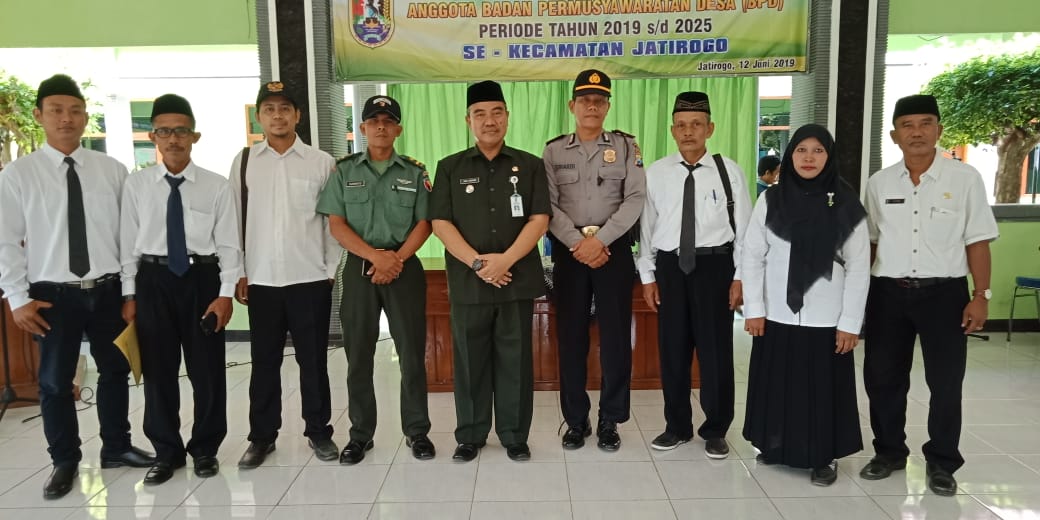 Anggota BPD Karangtengah Dilantik di Pendopo Kecamatan Jatirogo
